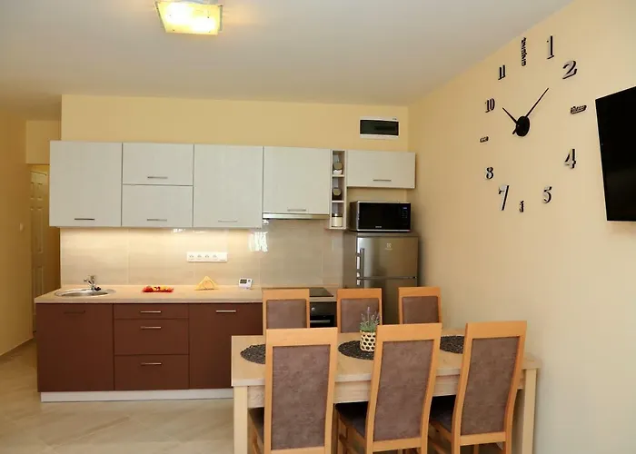 Maria 아파트 페치